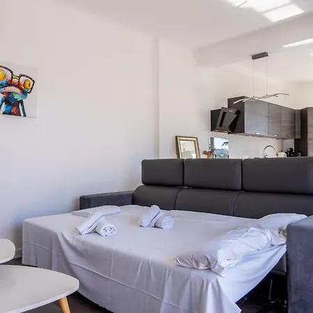 Le Madrid Avec Balcon Proche Croisette Plages Et Palais Des Festivals Lejlighed *