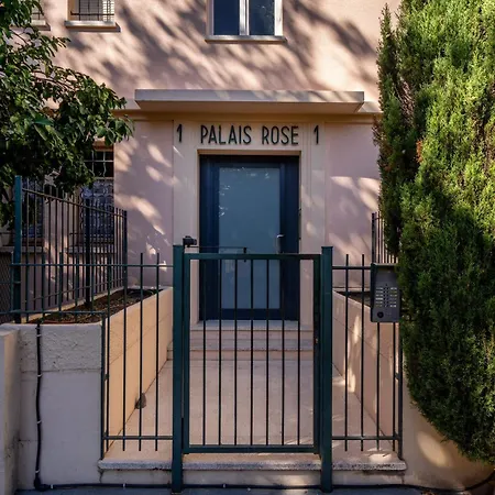 Le Madrid Avec Balcon Proche Croisette Plages Et Palais Des Festivals Lejlighed Cannes