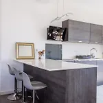 Le Madrid Avec Balcon Proche Croisette Plages Et Palais Des Festivals Apartamento *